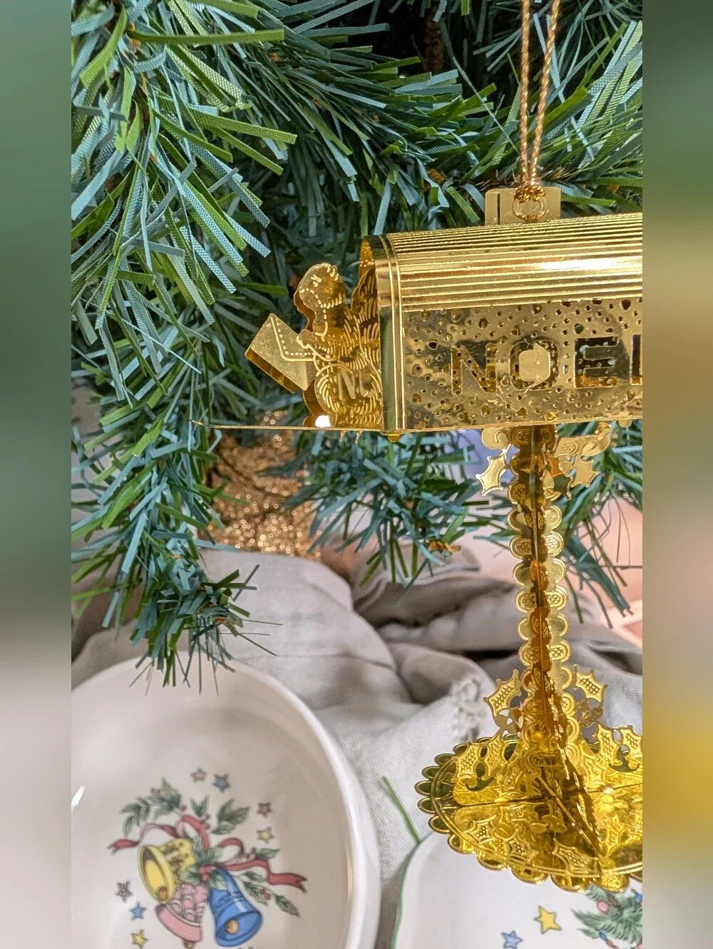 Vtg Christmas Ornament Gold Brass Metal Filigree Mailbox Shiny Santa Letter
